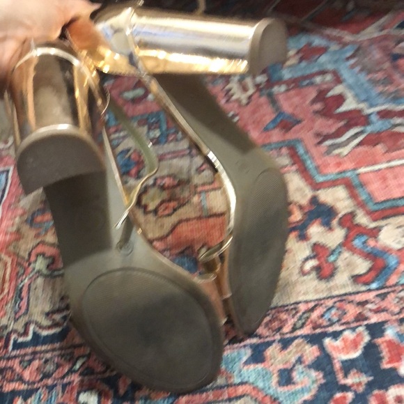 Rose gold guess heels - Picture 4 of 7